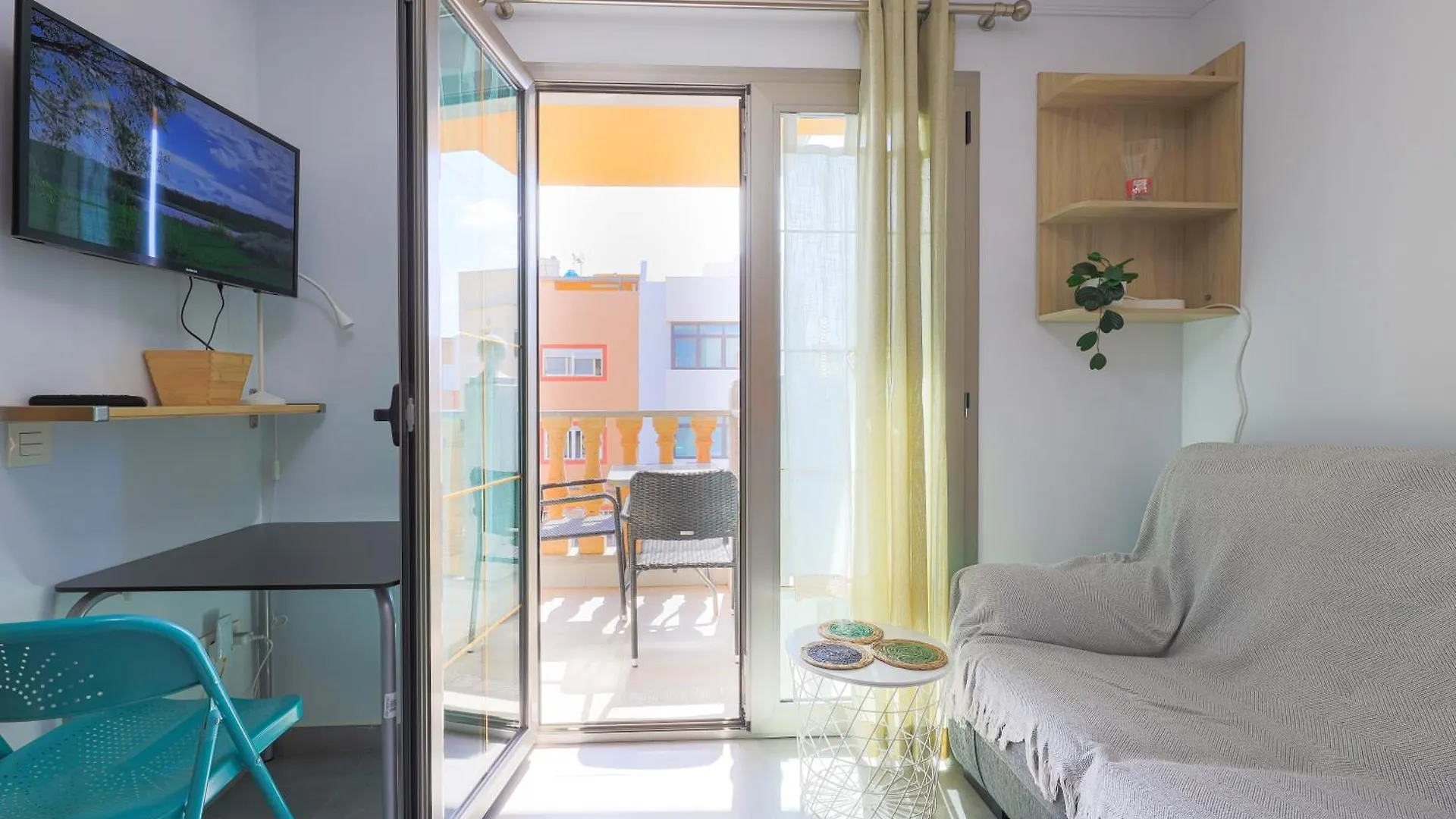 Arinaga Beach - Sea View & Terrace Apartment